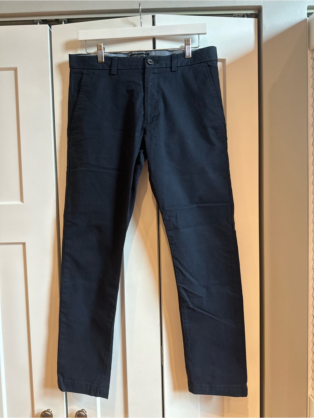 Banana Republic Men's Navy Chino Pants - Classic Straight Fit